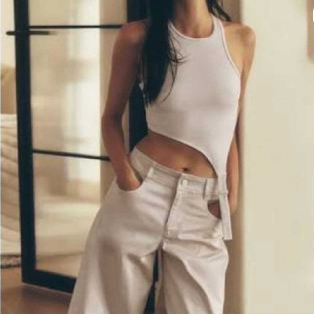 NWT ALO Yoga Ribbed Racerback Crop Top with Buckle Strap Detail